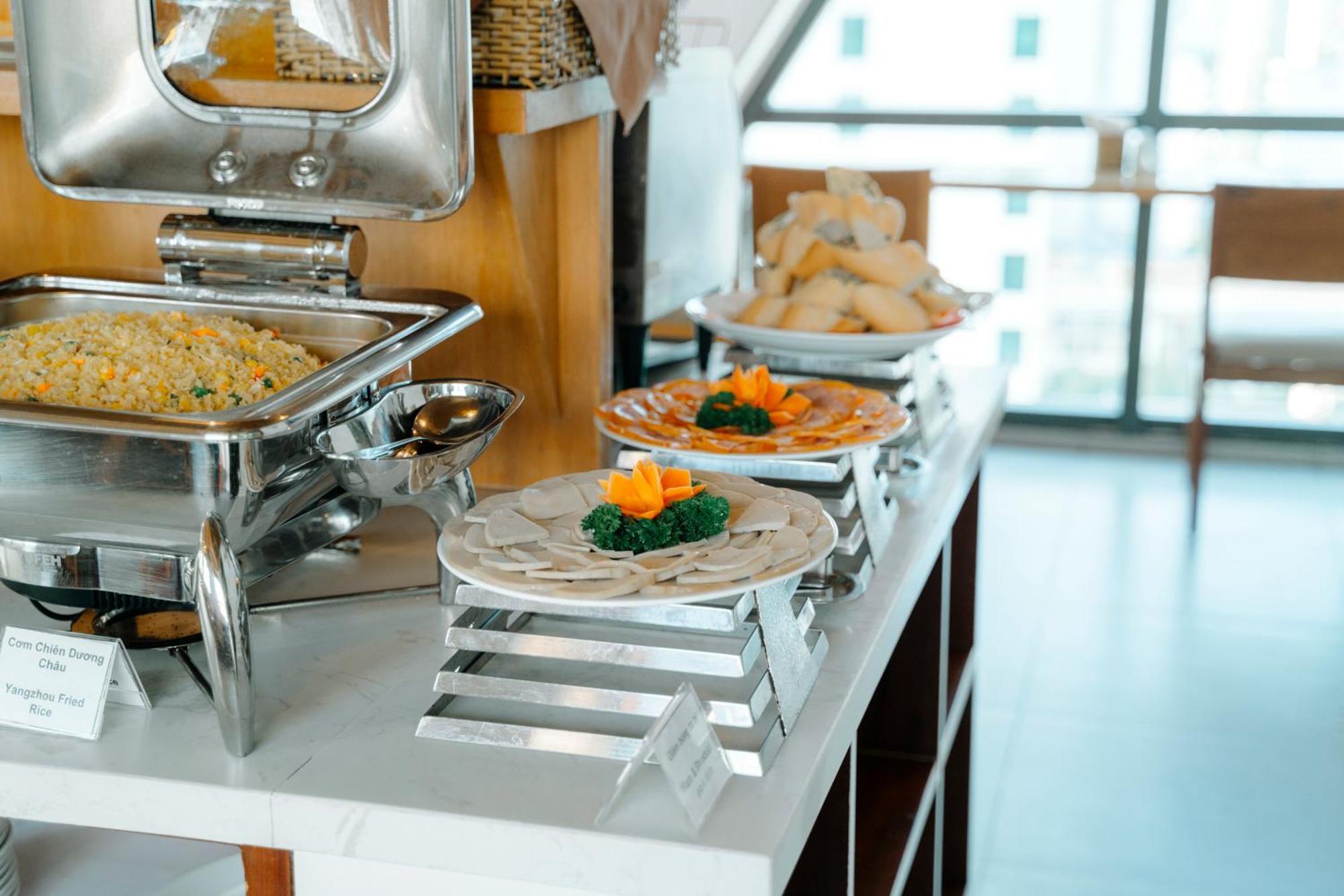 Venue Hotel Nha Trang Beach Екстер'єр фото