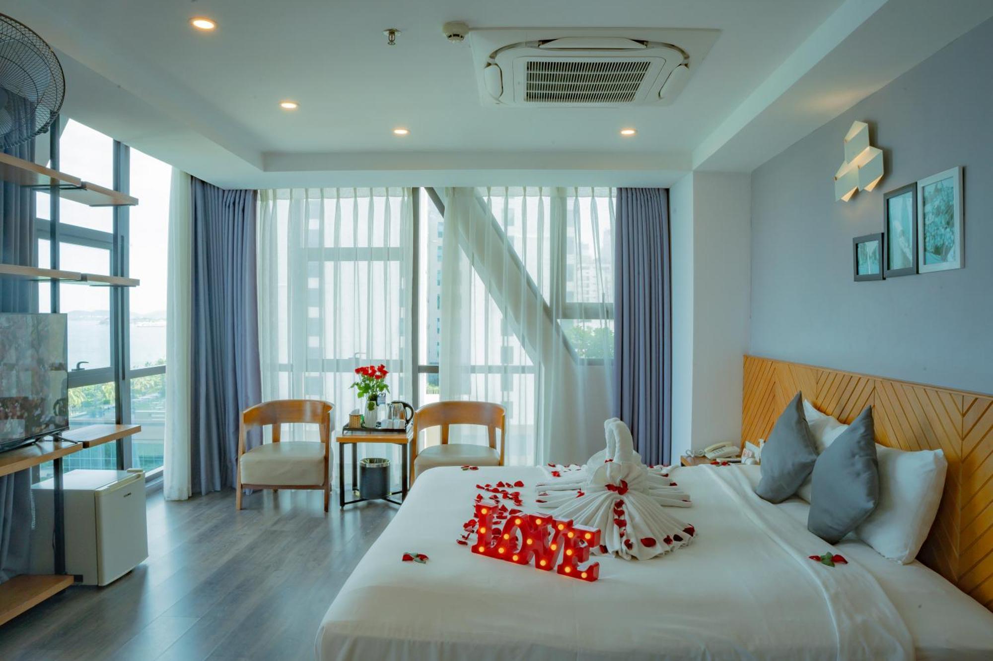 Venue Hotel Nha Trang Beach Екстер'єр фото