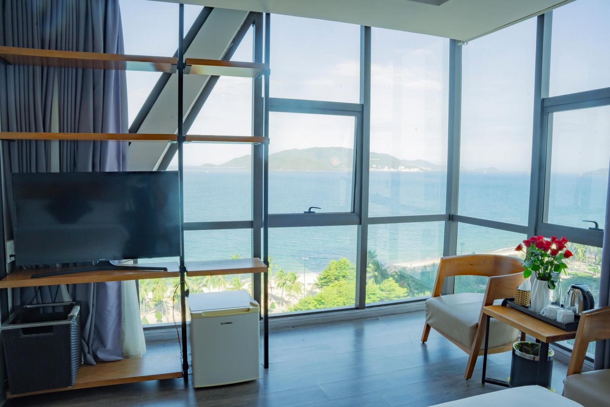 Venue Hotel Nha Trang Beach Екстер'єр фото